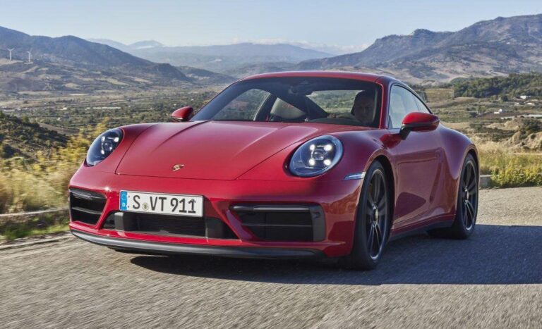 Турбина Porsche 911 Carrera 4 GTS 3.0 после поломки